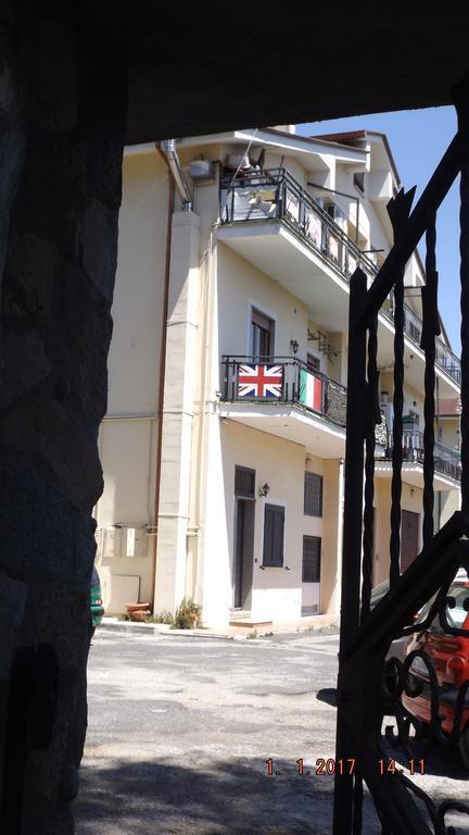 Guest House Park Valmontone Ngoại thất bức ảnh