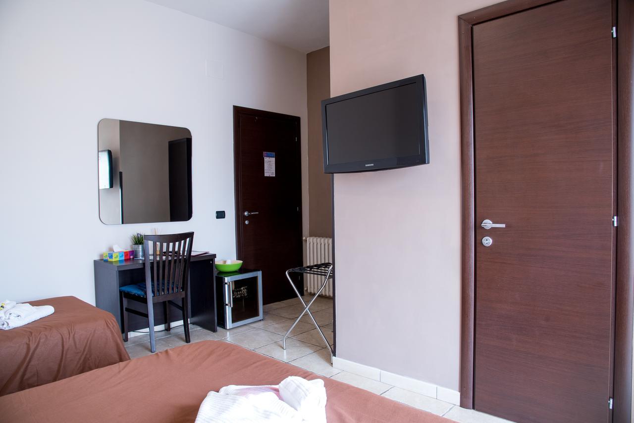 Guest House Park Valmontone Ngoại thất bức ảnh